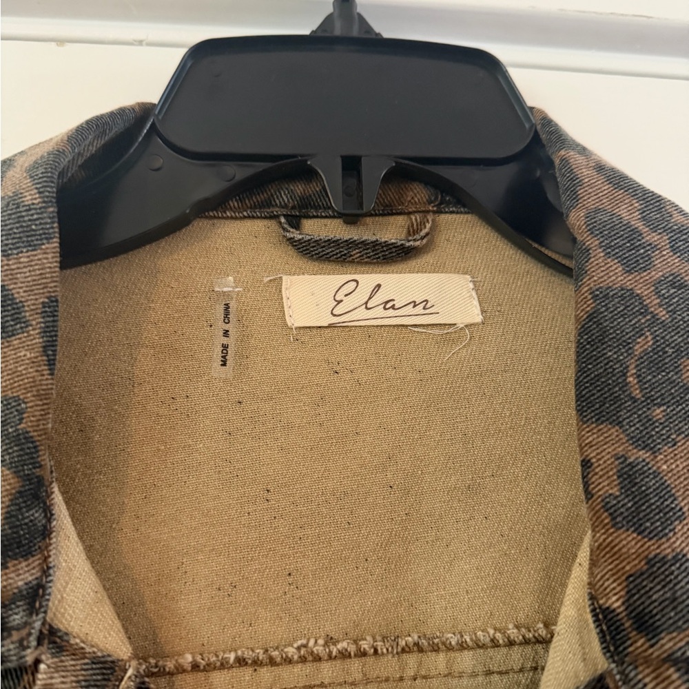 Elan Leopard-Print Jean Jacket in Brown‎ and Black - Picture 3 of 10